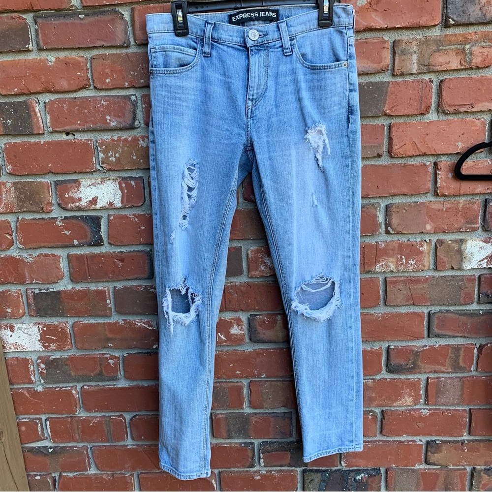 Express Jeans Size 2 light wash